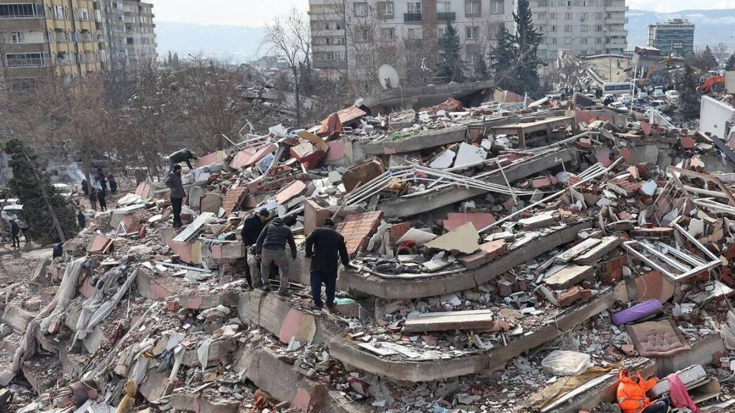 'Deprem habercisi bulutlar' bu kez de orada ortaya çıktı! Kahramanmaraş'tan hemen önce çıkmıştı: Herkes diken üstünde 1